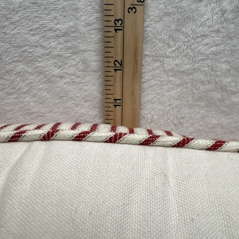 Pier 1 Christmas Throw Pillow‎ VW Car and Christmas Tree Vintage Car